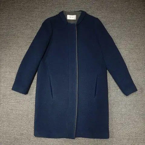 한섬 SJSJ 네이비 코트 모95%코트