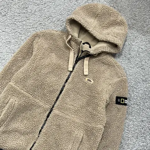 [95] 내셔널지오그래픽 양털 후드집업