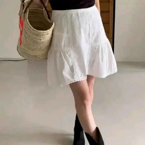 레이스 미니 스커트 - 아이보리