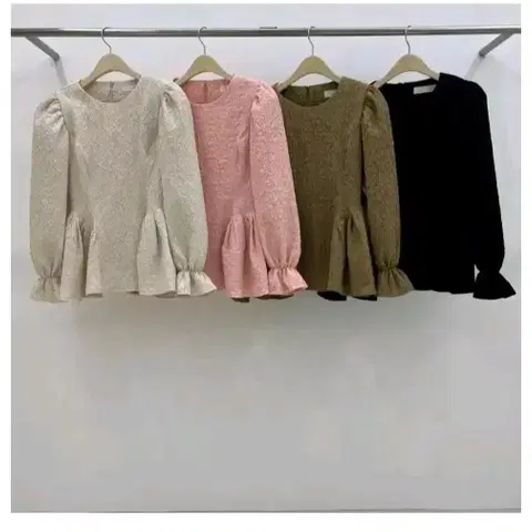 나나수 링클세실 블라우스 - 아이보리 프리