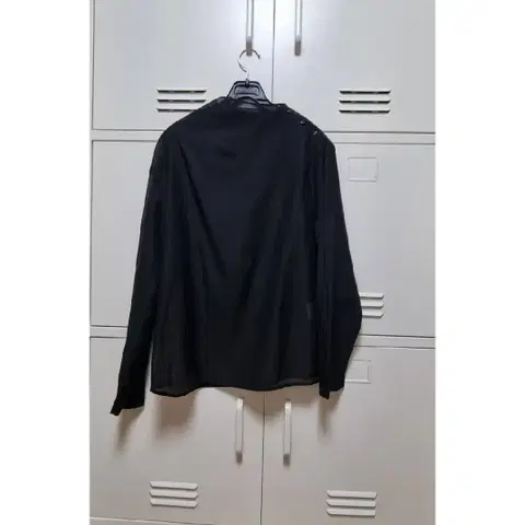 45번가 하프넥 시스루 블라우스 - 블랙