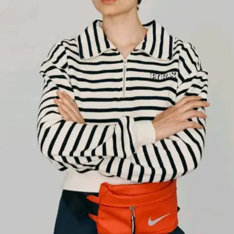 위아워스 스트라이프 하프 집업 - S