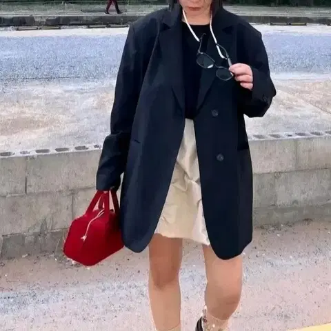 위아히얼 박시 자켓 - 블랙