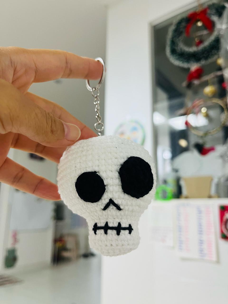 손뜨개 해골인형키링 자동차키 가방고리