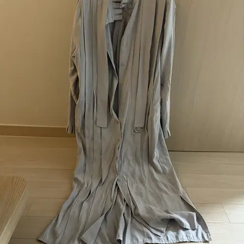 플리츠 롱 셔츠 원피스 회색