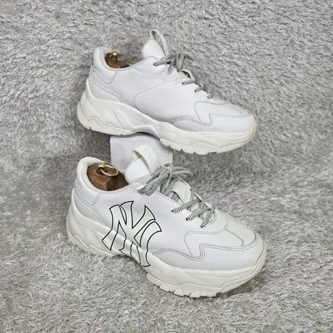 구제짱짱맨 255 MLB NY 빅볼 청키 스니커즈