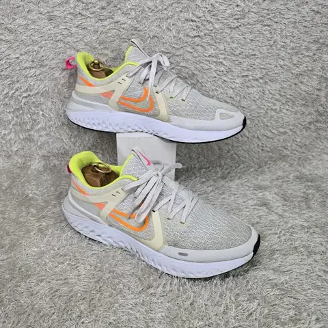 구제짱짱맨 275 나이키 레전드 리액트2 테니스화