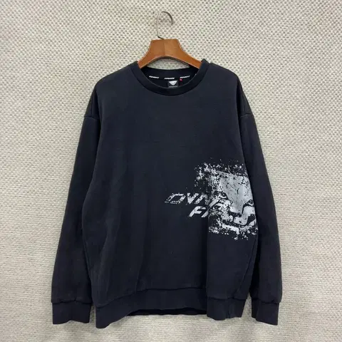 다이나핏 프린팅로고 약기모 스웻셔츠 맨투맨 100 D11902