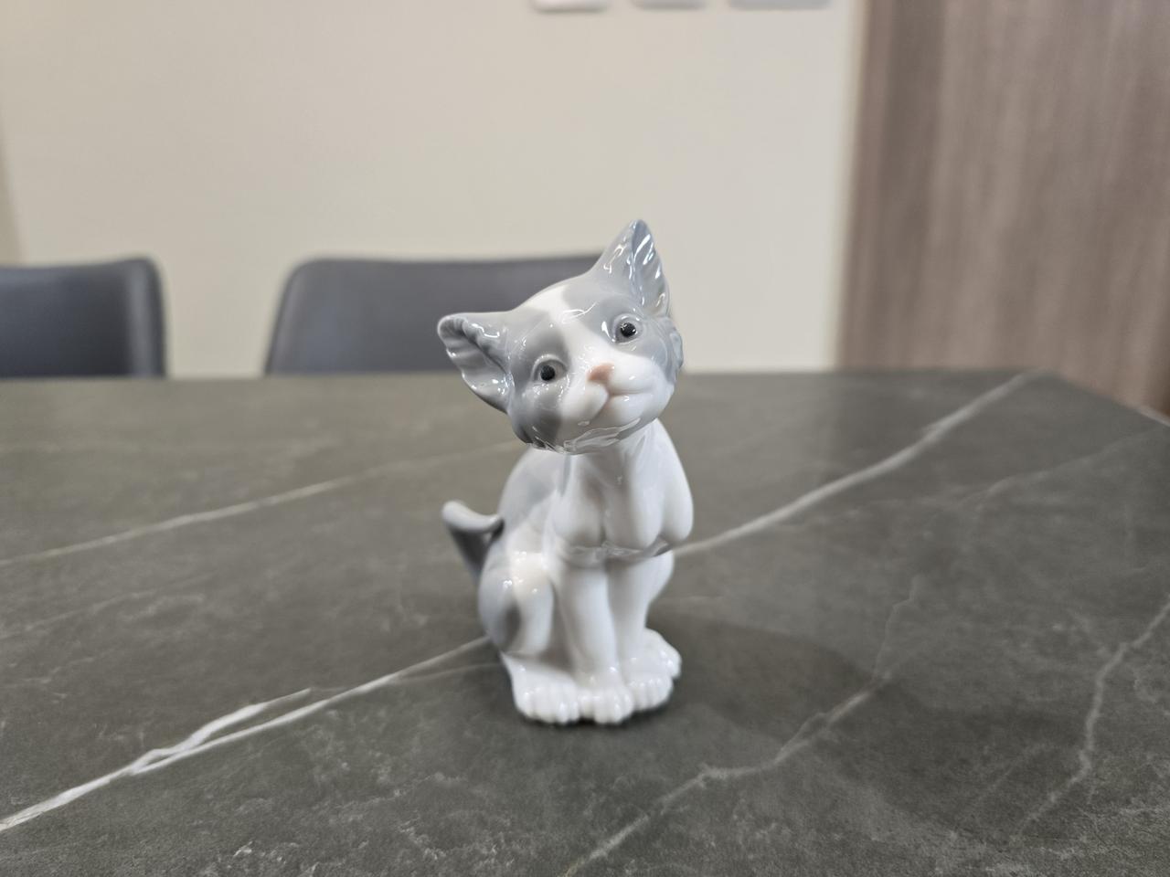 야드로 고양이 피겨린