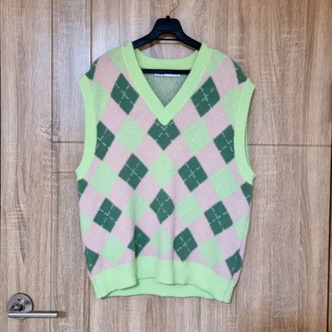 자라 아가일 니트조끼