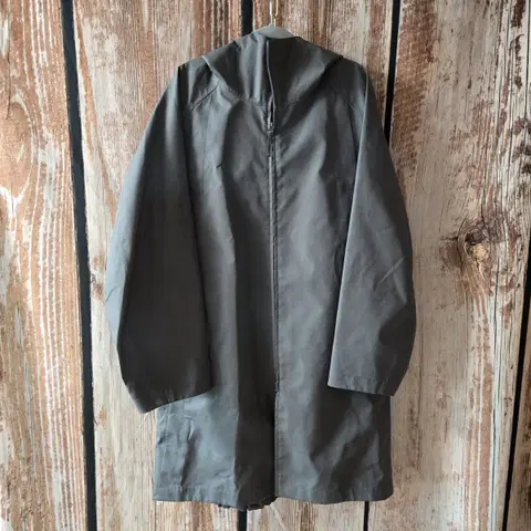 유니클로 U 블럭테크 후드 코트 L