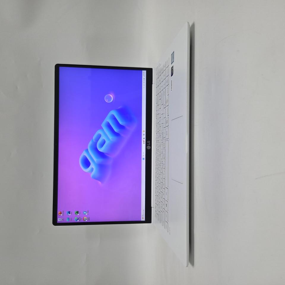 엘지 노트북 i5 그램/화이트/램16g/큰화면