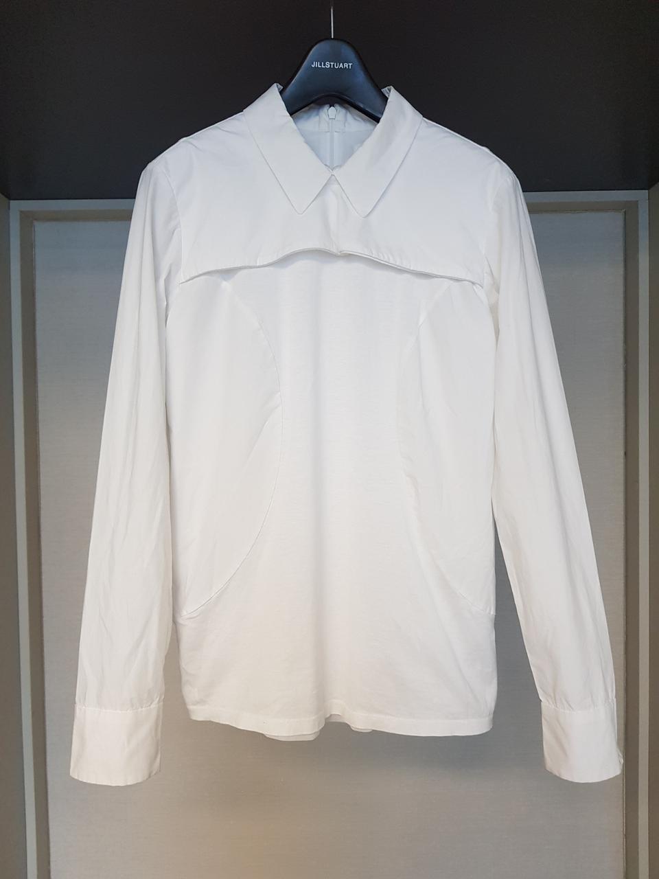 구호 콤비소재 화이트상의(택포)