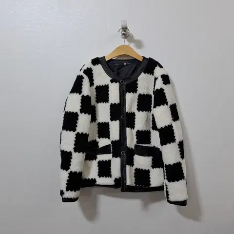 여성 뽀글이 자켓 m