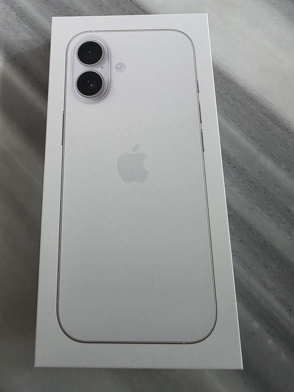 아이폰17 자급제 256GB 미개봉 새제품 팝니다