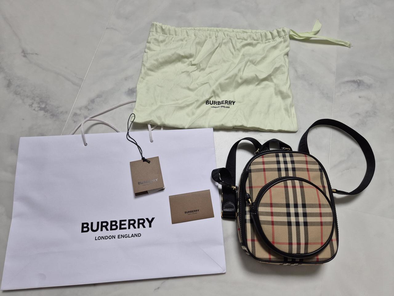 (정품)버버리 크로스바디백