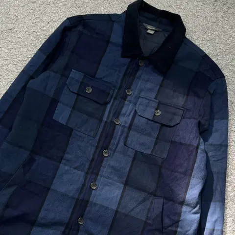 [105] 에디바우어 누빔 셔츠 자켓