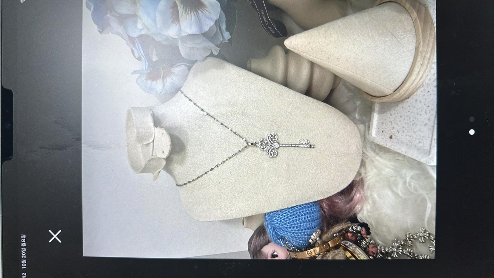 티파니앤큐 실버 올큐빅 열쇠 목걸이