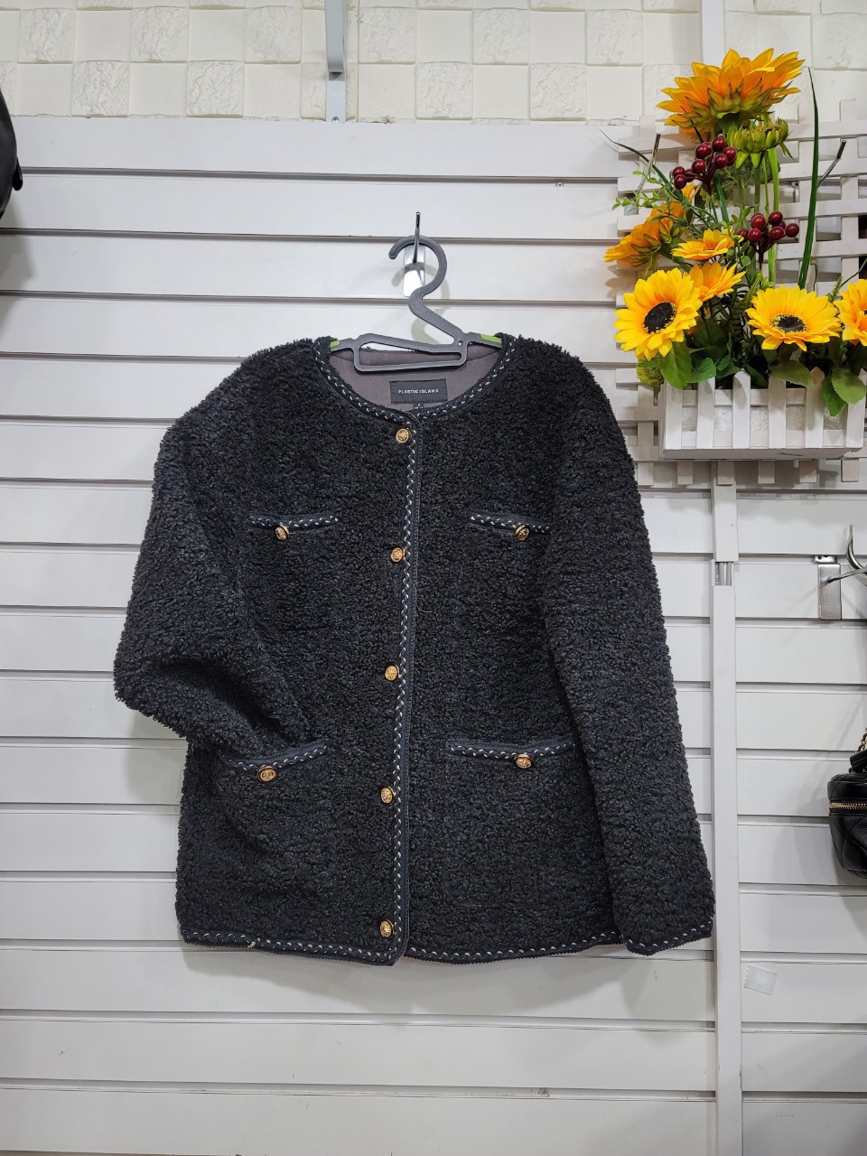 #여성의류플라스틱 아일랜드 블랙 트위드 자켓