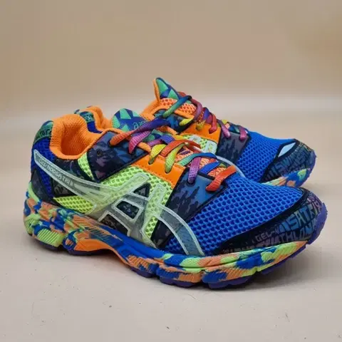 아식스 젤누사 트라이8 멀티컬러 운동화225.