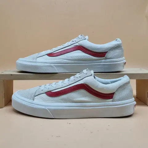 반스 스타일 36 레드 남성스니커즈 275.