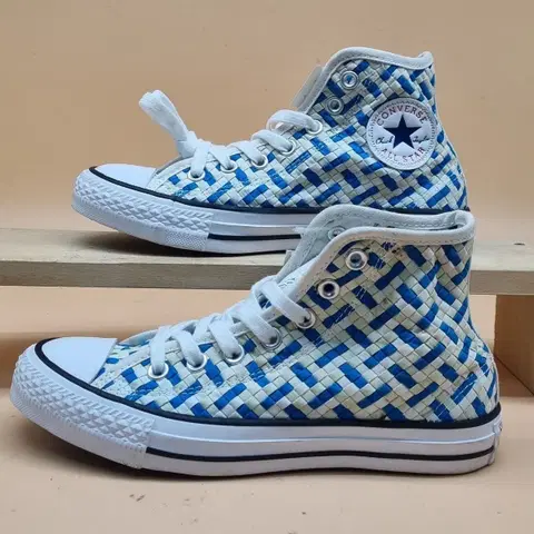 새상품 컨버스 멀티컬러우븐 하이탑240.