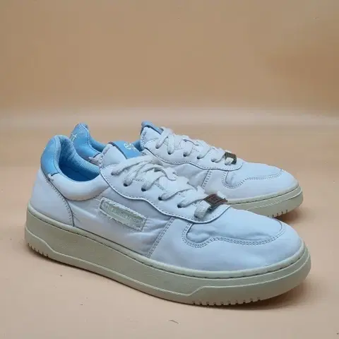 EPT 이피티 여성운동화235.