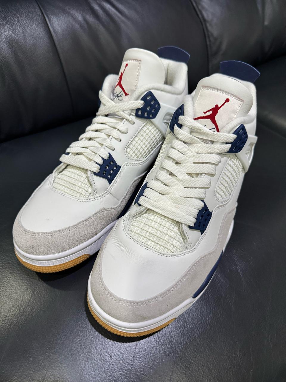 조던 4 x 나이키 SB 레트로 네이비 285사이즈