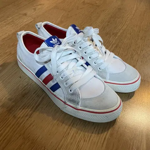 아디다스 니짜 트레포일 화이트 스니커즈 270