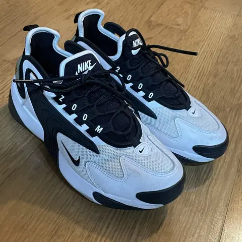 나이키 줌 2K 스니커즈 230