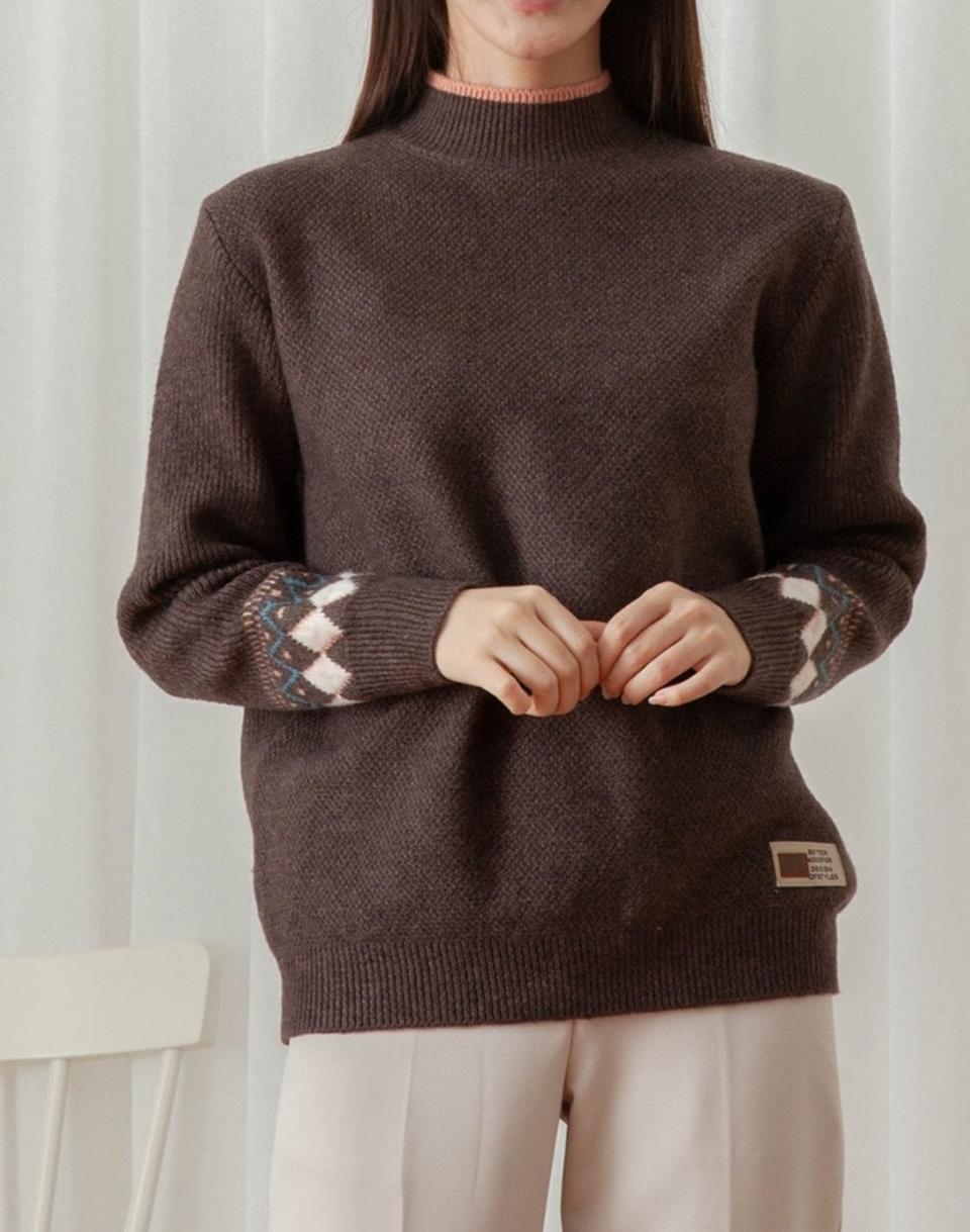 보들 아가일 소매 반목 니트