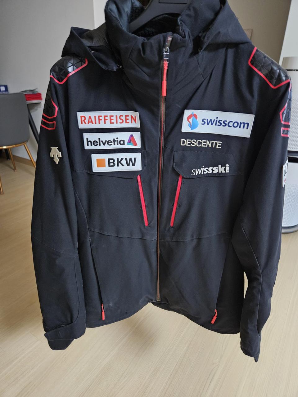 데상트 아우디 스키복팔아요 (100)