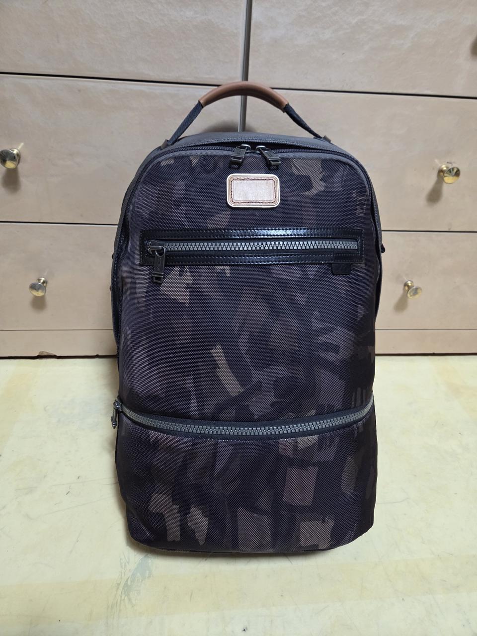 투미 정품 알파브라보 캐논  백팩 거의새제품