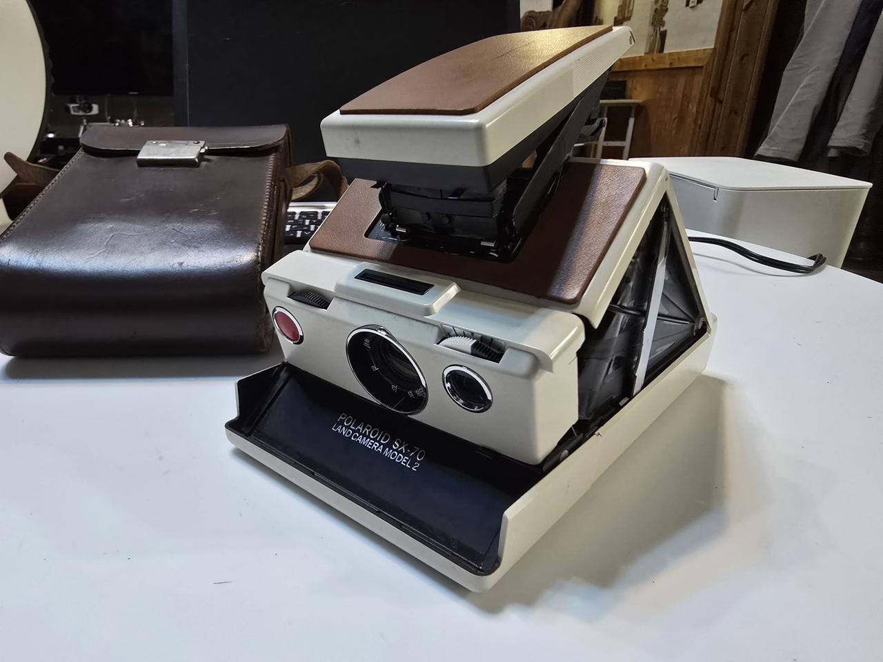 폴라로이드 SX-70 랜드카메라