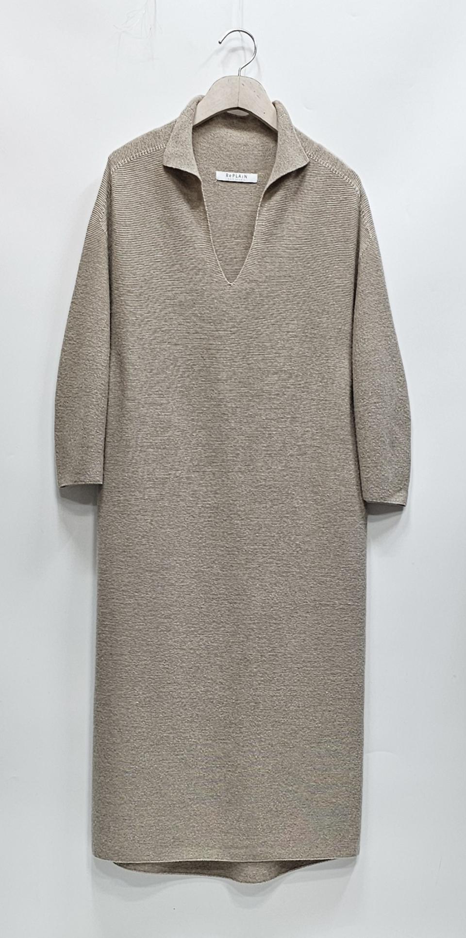 리플레인 홀가먼트 니트 원피스
