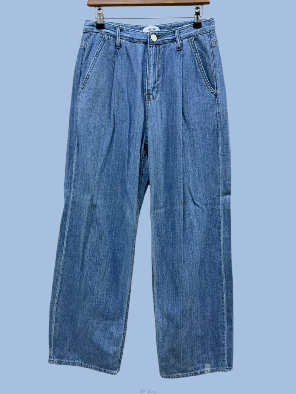 유니크한 디자인 최고의 패션니스트 루즈핏 와이드 청바지 부츠컷 데님팬츠