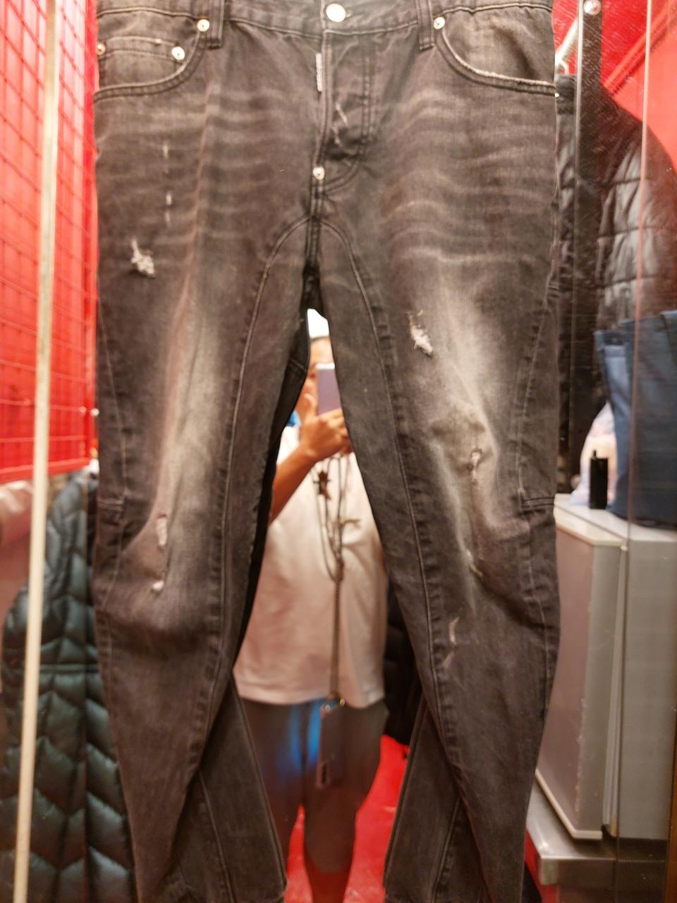 34  디스퀘어드 블랙진