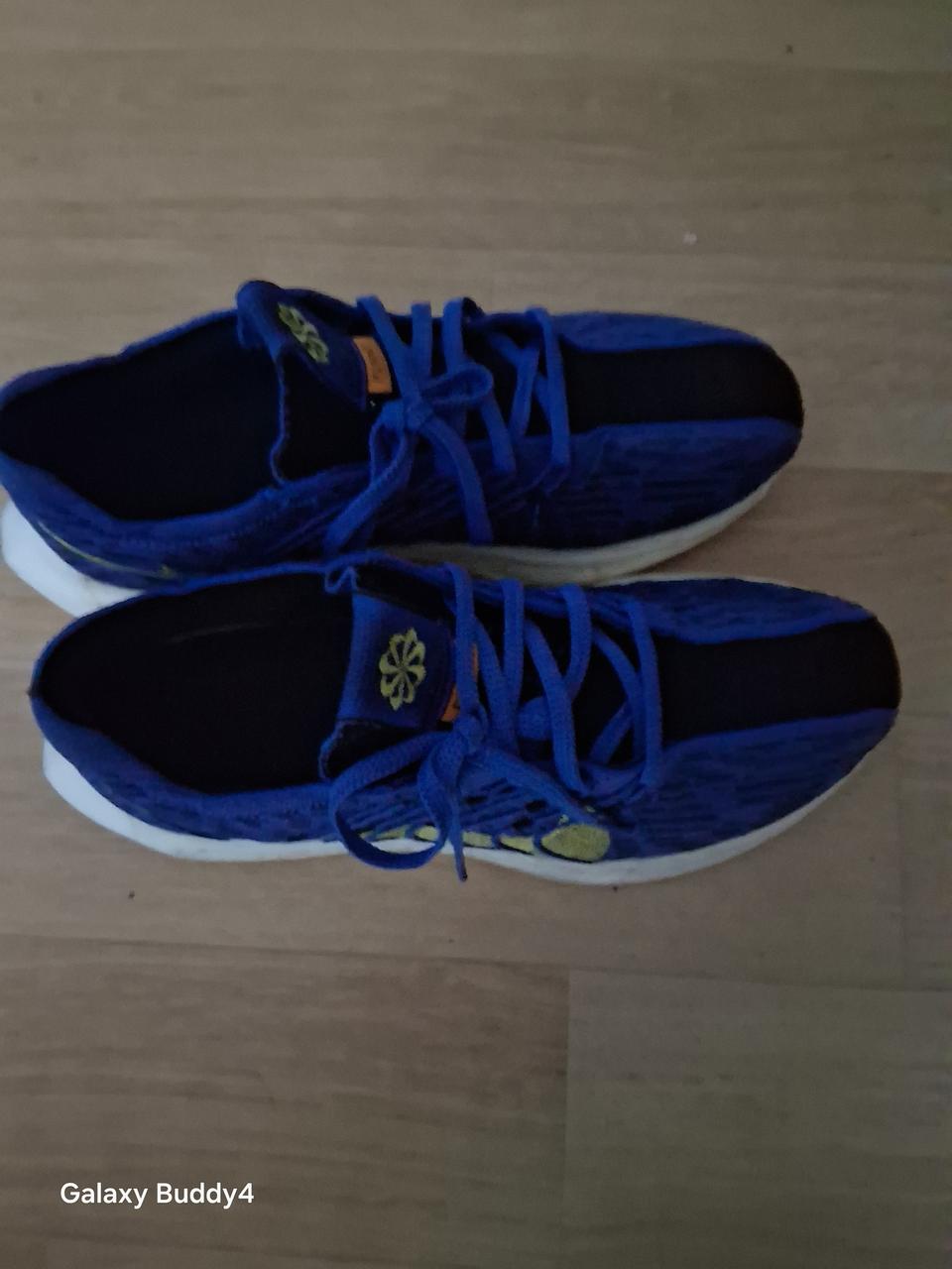 나이키운동화ㅡ270