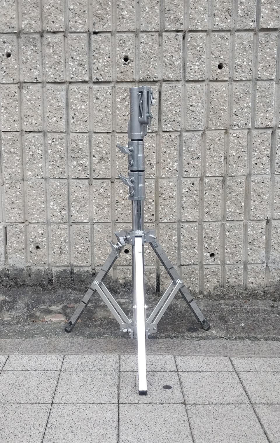 (중고)kupo(쿠포)전문가용 삼각대 팝니다.