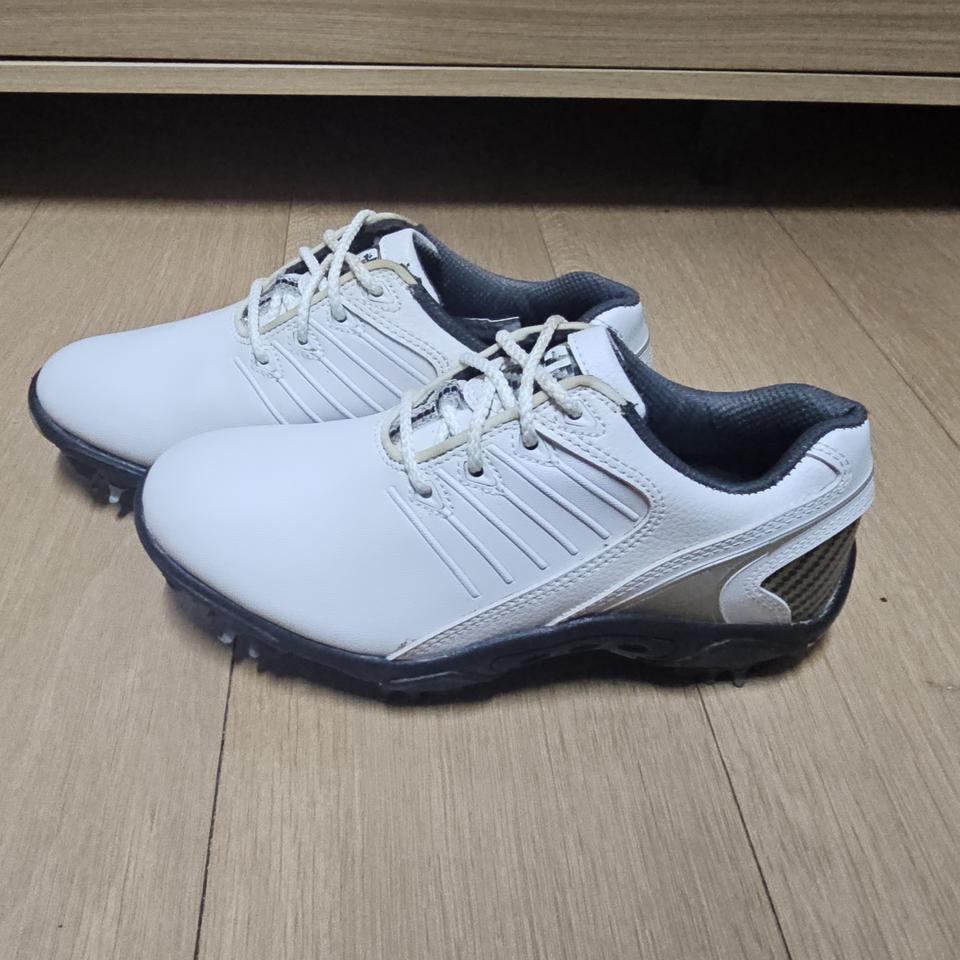 풋조이 주니어 듀라맥스 소프트스파이크 아동골프화 200