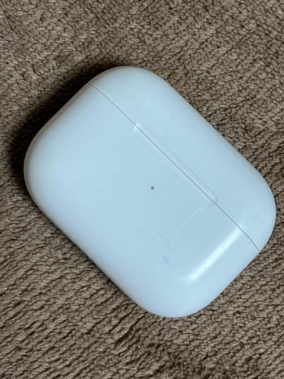 에어팟프로2 C타입 1년전구매 사용잘됨