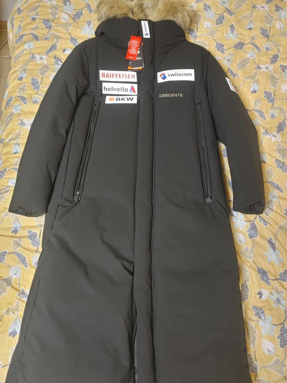 데상트 아우디 롱패딩팔아요(95)새상품