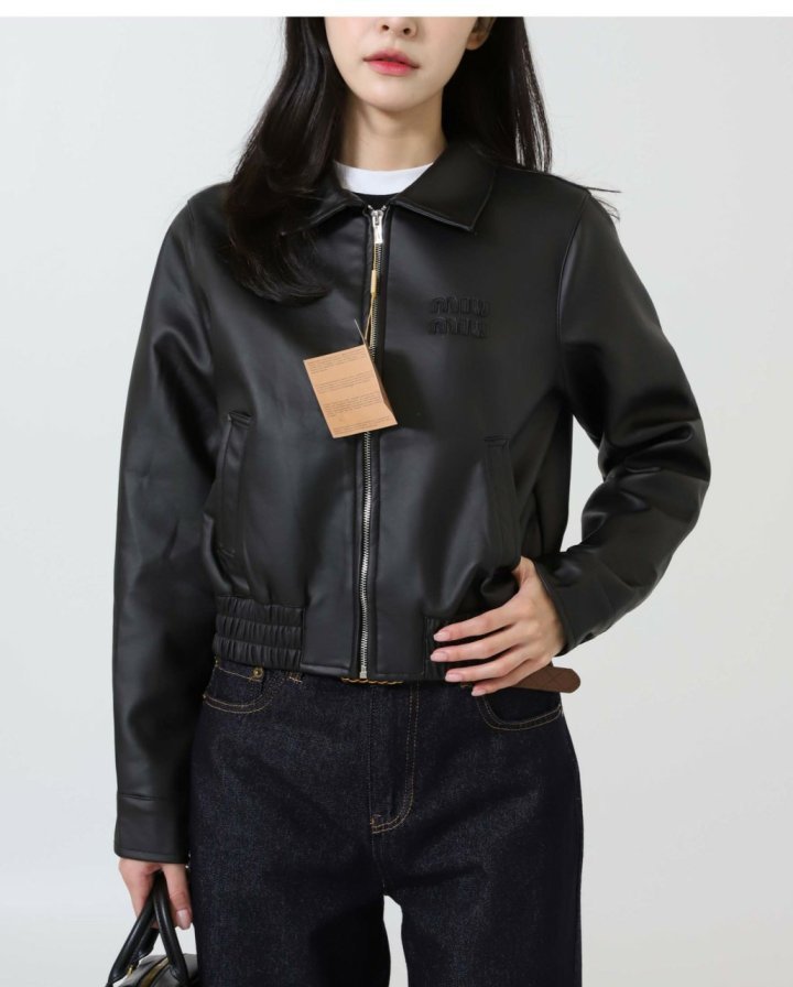 현금할인가₩ 미우미우 램스킨 크롭 자켓