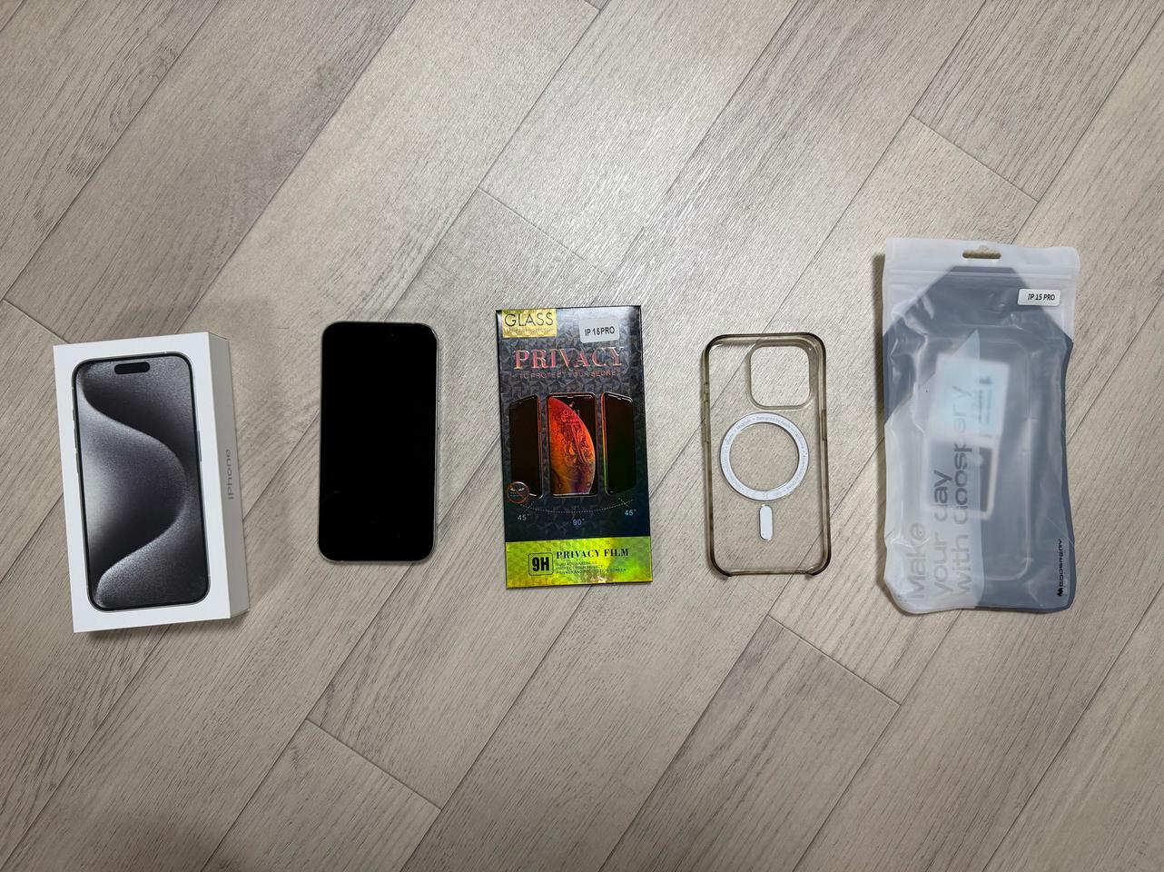 아이폰15프로 화이트 256, 정품케이스