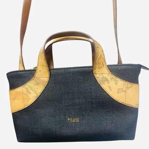 Alviero Martini 프리마클라쎄 지도 패턴 크로스 토트백