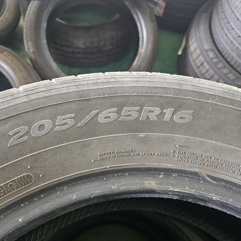 한국타이어 205 65 16 중고타이어 팝니다