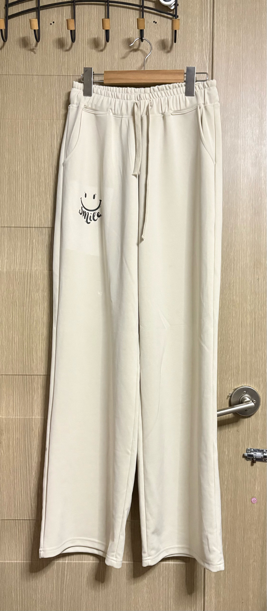 스마일 프린팅 일자 밴딩바지