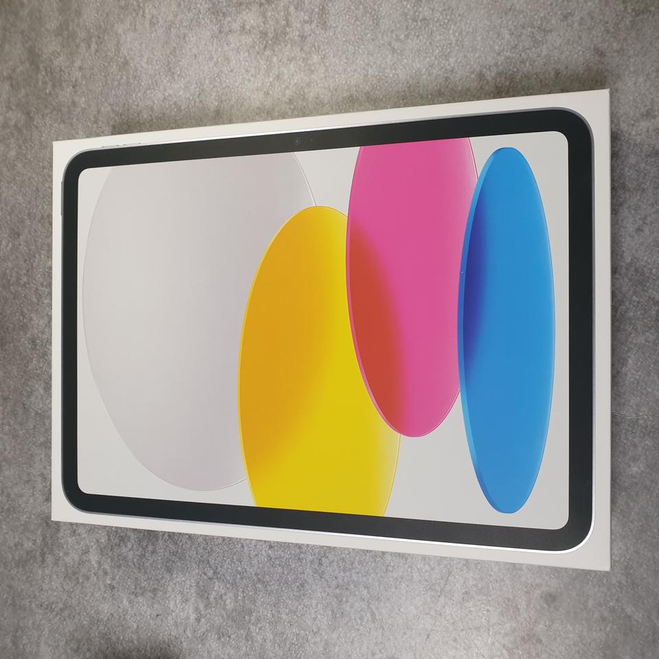 아이패드11세대(A16)2025 WIFI 128G 실버 미개봉새상품 판매