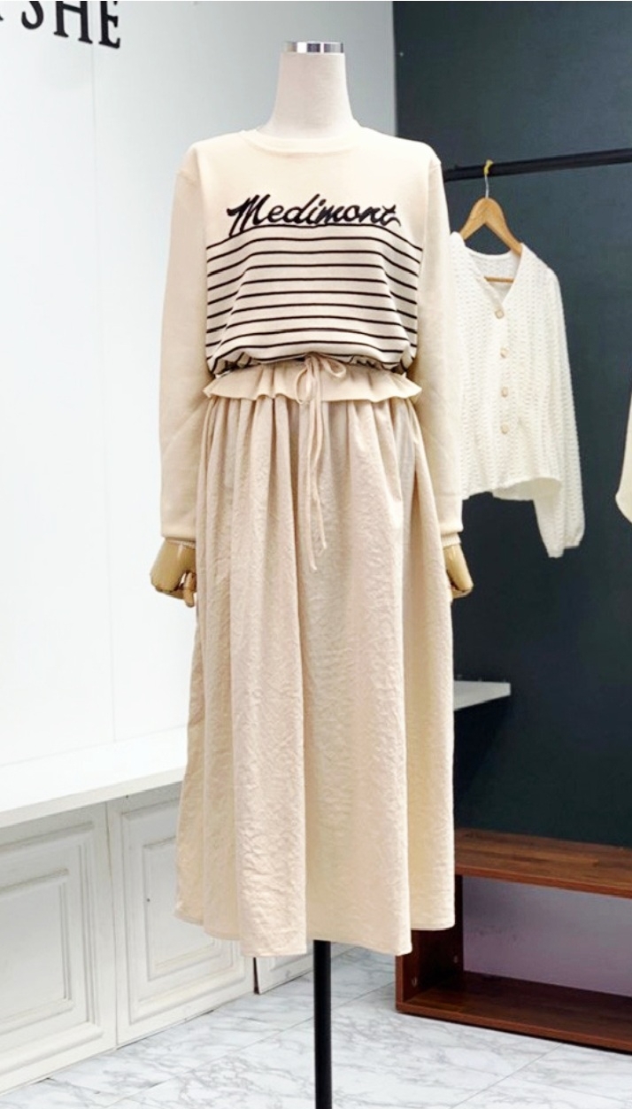 ❤자수원피스 래터링자수원피스 단가라니트원피스 배색니트원피스