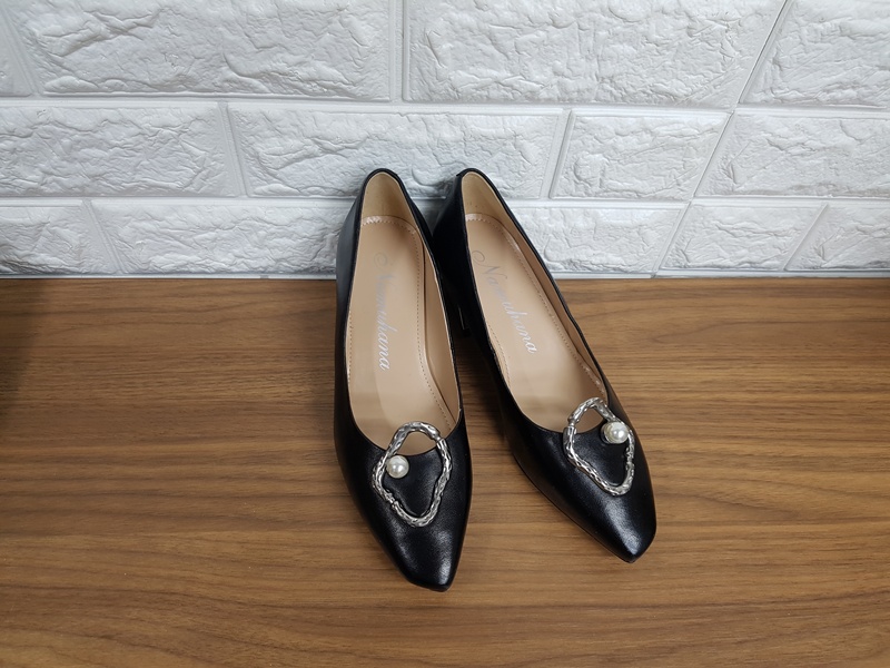 나무하나 낮은 통굽 구두 230